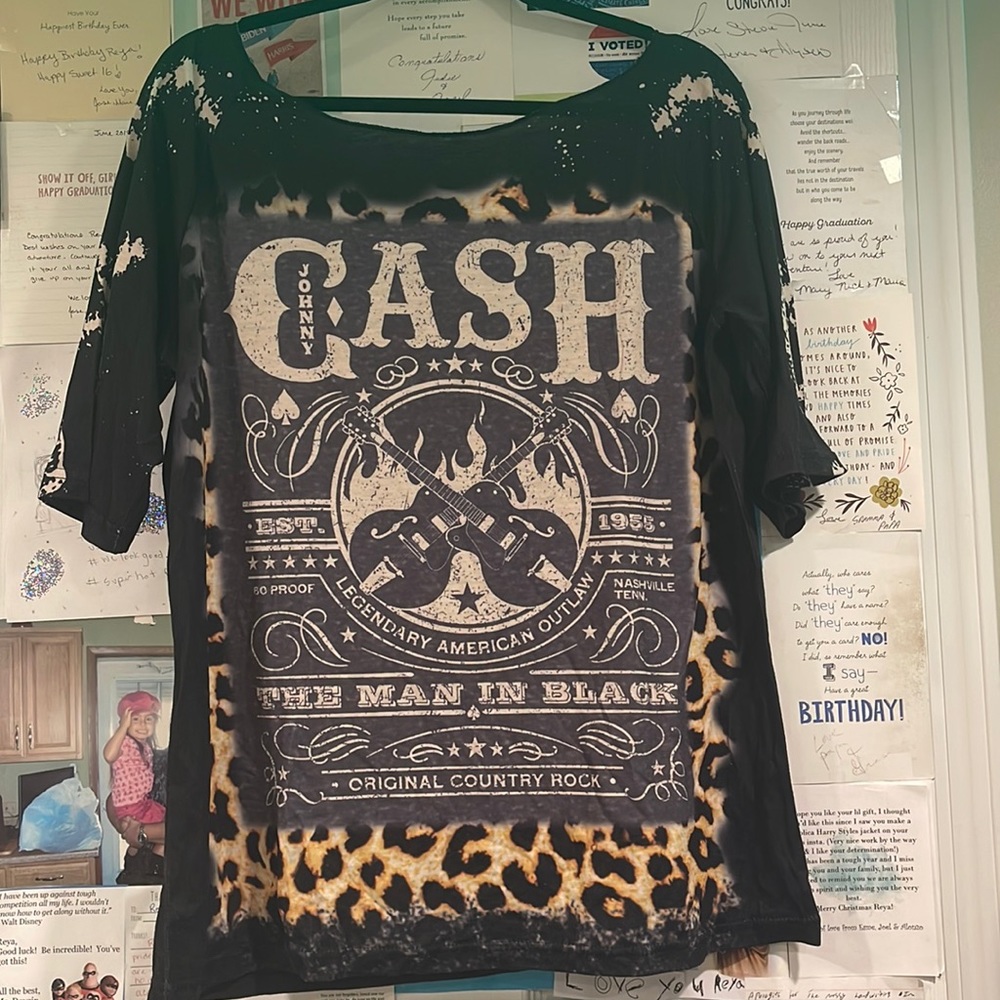 Johnny Cash Tshirt Size XL